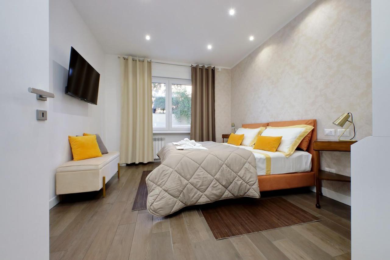 Druso Dream Apartment Colosseo Rome Extérieur photo